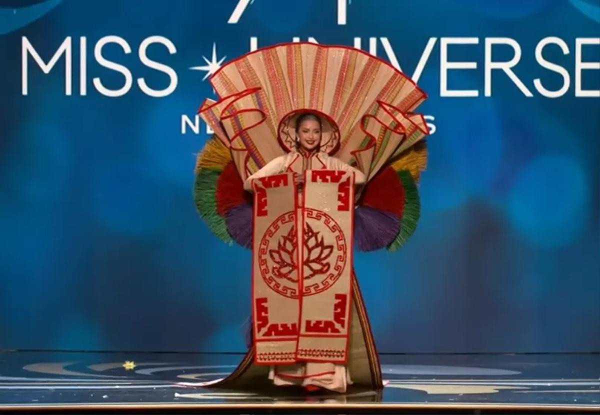 Bùi Quỳnh Hoa chính thức hé lộ National Costume diễn tại Miss Universe Ảnh 3