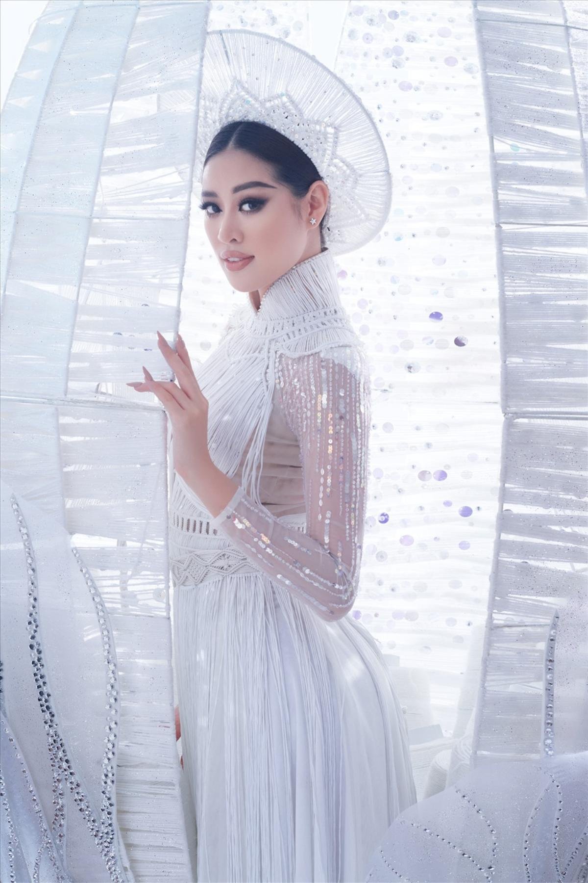 National Costume của Việt Nam tại Miss Universe: Ai ấn tượng nhất? Ảnh 5