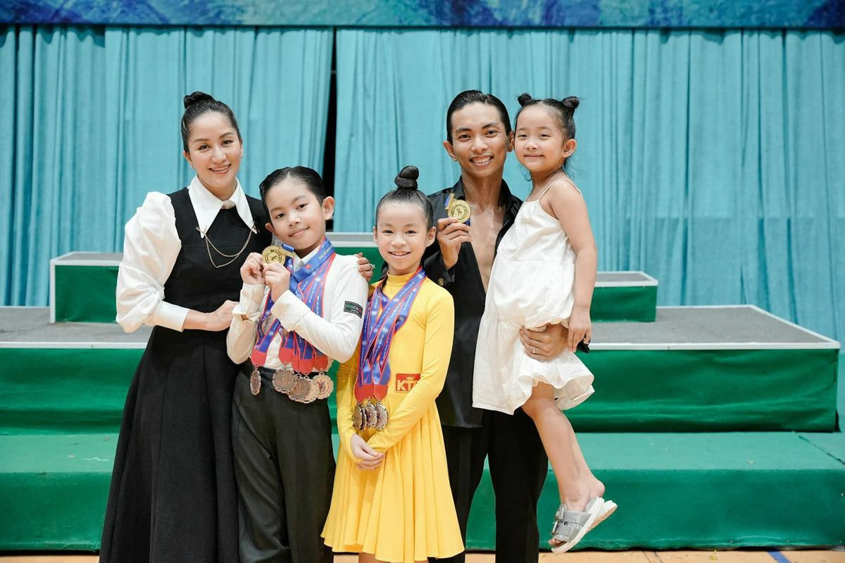 Bị chê nhảy không bằng dancesport nghiệp dư, ông xã Khánh Thi có phản ứng chú ý Ảnh 4