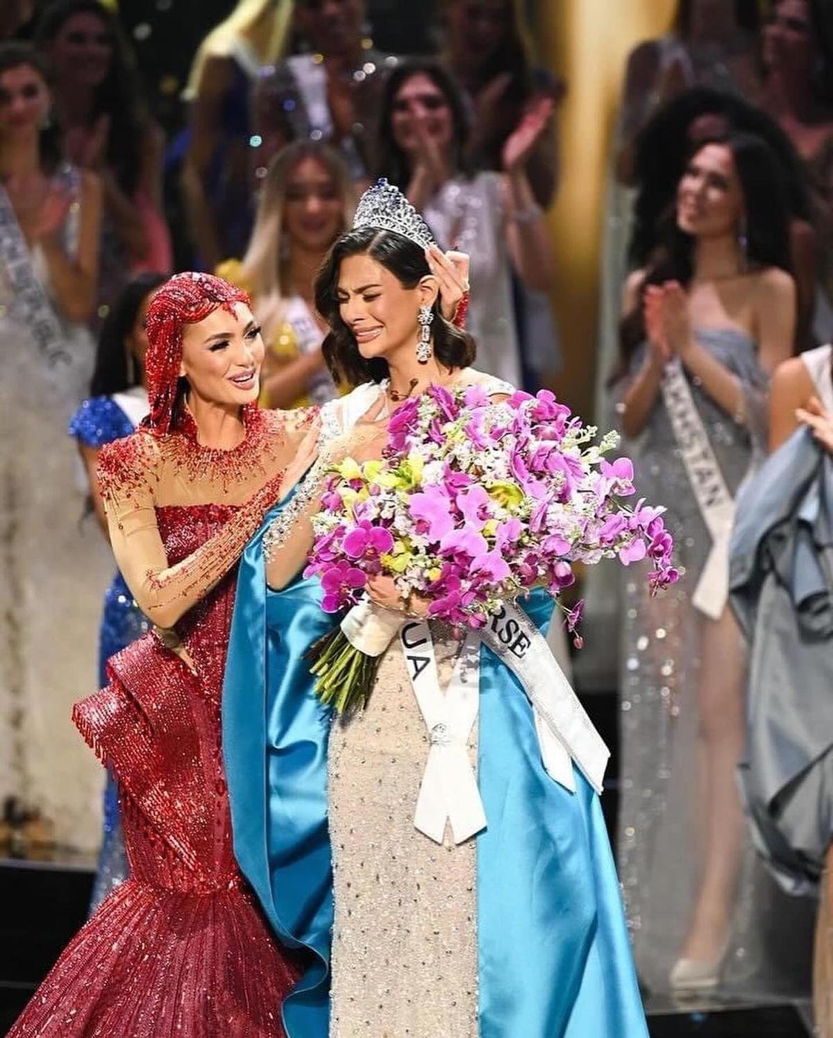 Yếu tiếng Anh, câu ứng xử của Tân Miss Universe đỉnh ra sao mà 'đánh bại' đại diện mạnh nhất Châu Á? Ảnh 3