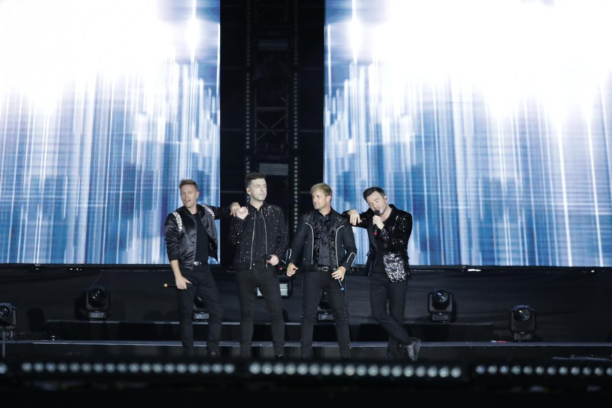 Concert Westlife tại Việt Nam: Điểm sáng từ boyband huyền thoại và loạt vấn đề về khâu tổ chức Ảnh 1