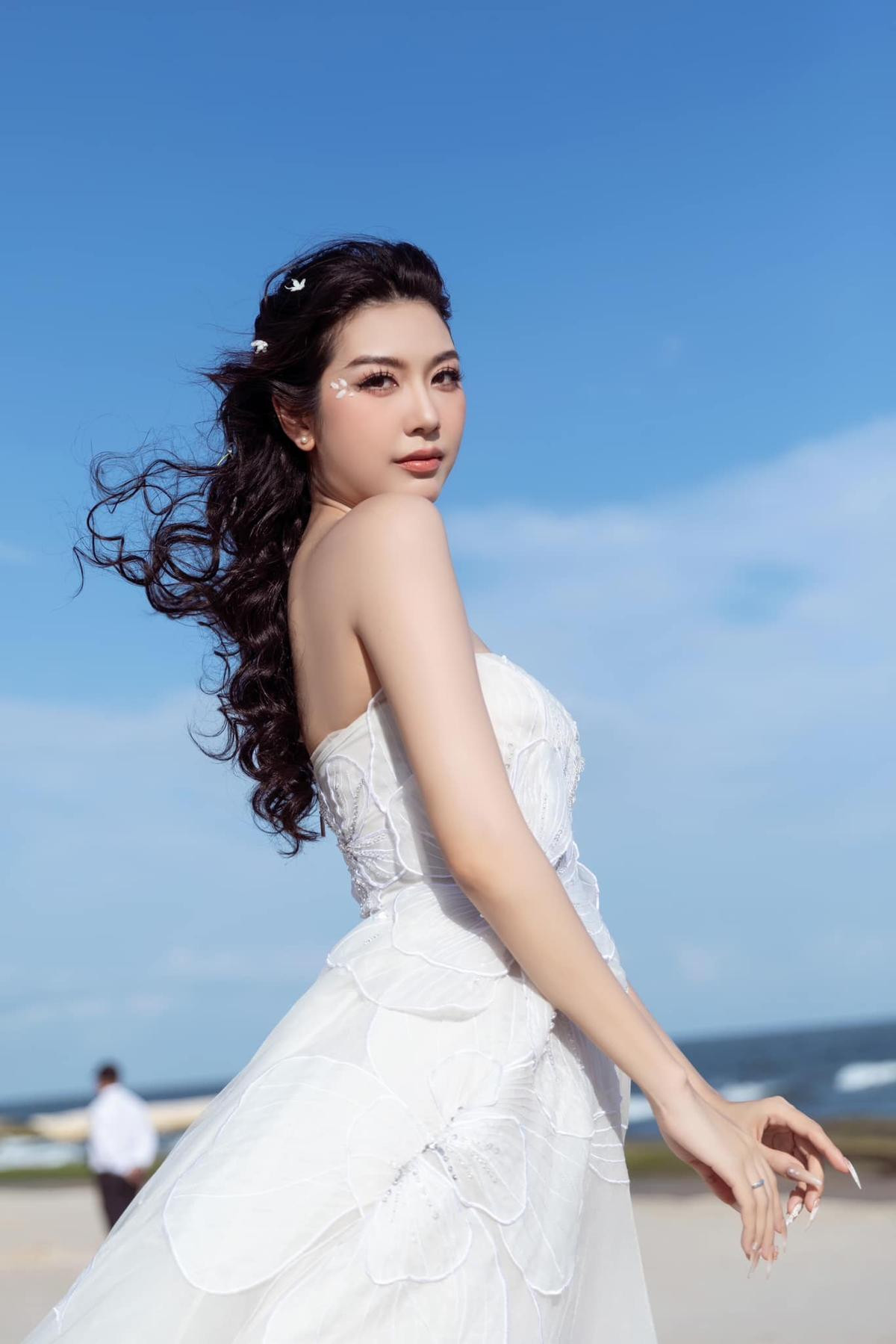 3 mẹ bỉm được đề cử thi Miss Universe: Hà Hồ - Lan Khuê dẫn đầu, người thứ 3 khiến fan tiếc suốt 4 năm Ảnh 11