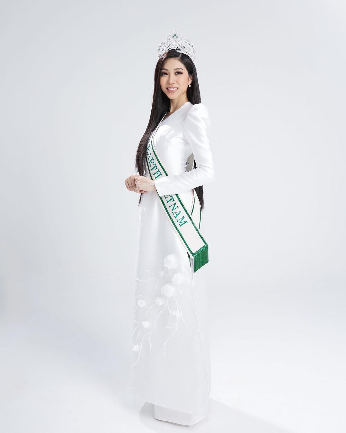 Đại diện Việt Nam diện trang phục truyền thống, sẵn sàng nhập cuộc Miss Earth 2023 Ảnh 2