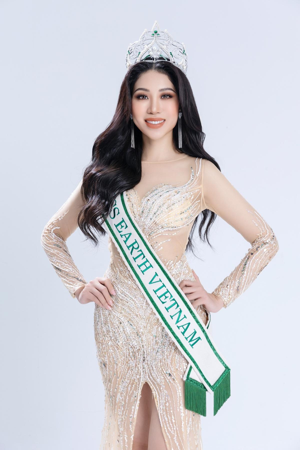 Chung khung hình cùng dàn đối thủ Miss Earth ngày đầu nhập cuộc, đại diện Việt Nam có lép vế? Ảnh 6