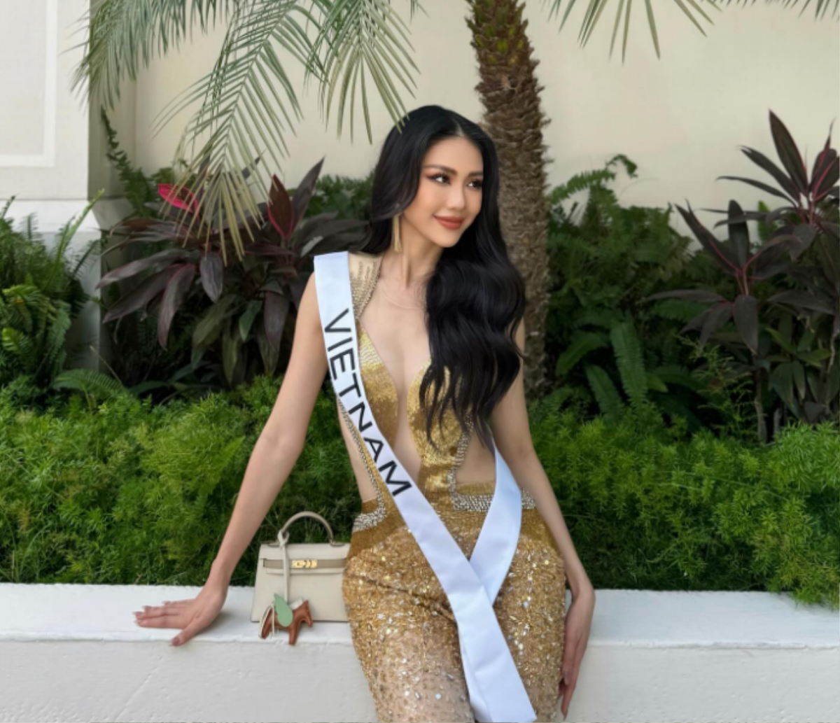 Gây tranh cãi vì liên tục 'né cam' ở Miss Universe, Bùi Quỳnh Hoa nói gì? Ảnh 1