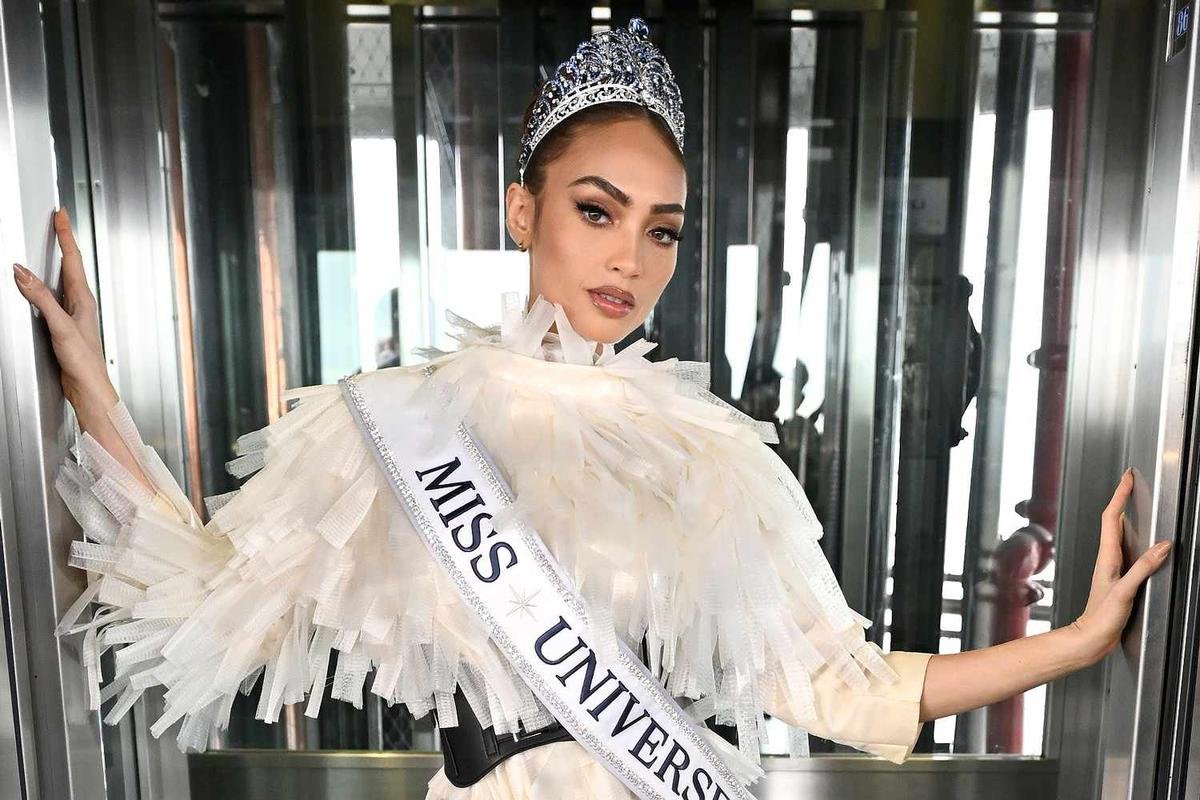 Đương kim Miss Universe đã 'chặt đẹp' dàn thí sinh qua chi tiết này Ảnh 1