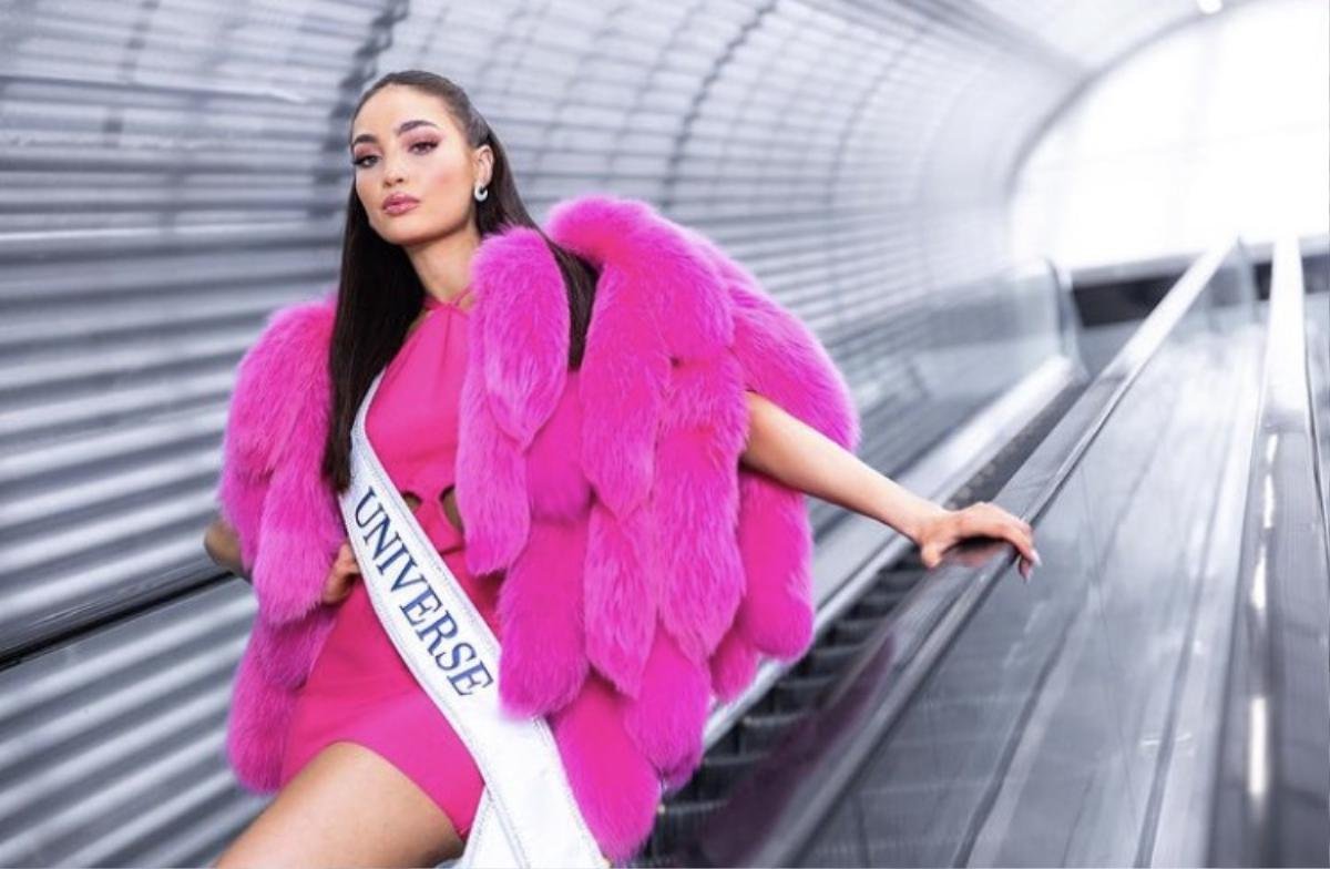 Đương kim Miss Universe đã 'chặt đẹp' dàn thí sinh qua chi tiết này Ảnh 5