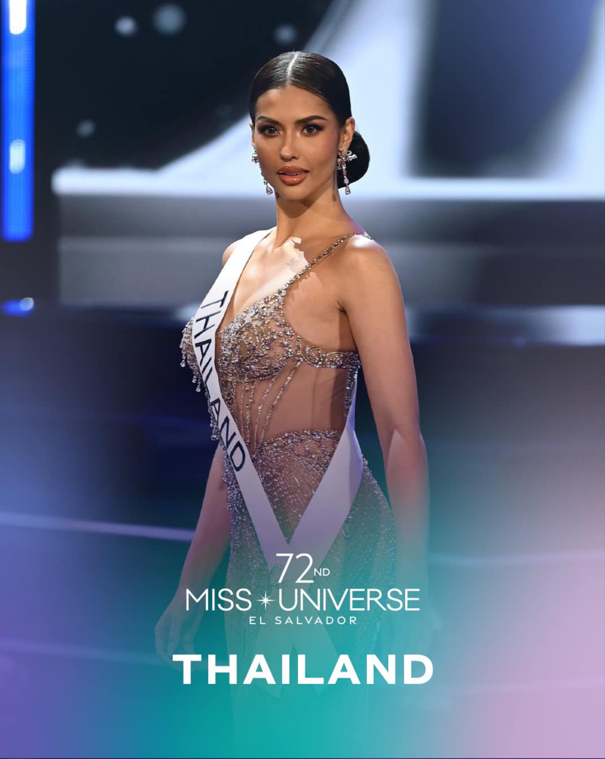 Á hậu 1 Miss Universe chạy show 'mệt nghỉ' khi về Thái, đeo trang sức hơn nửa tỷ đồng Ảnh 5