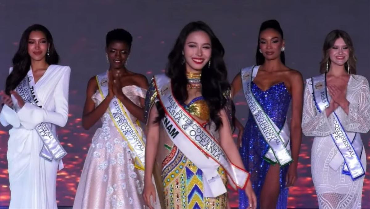 Chung kết Miss Intercontinental: Ngọc Hằng đoạt Á hậu 2, Bảo Ngọc trao vương miện cho người đẹp Thái Lan Ảnh 6