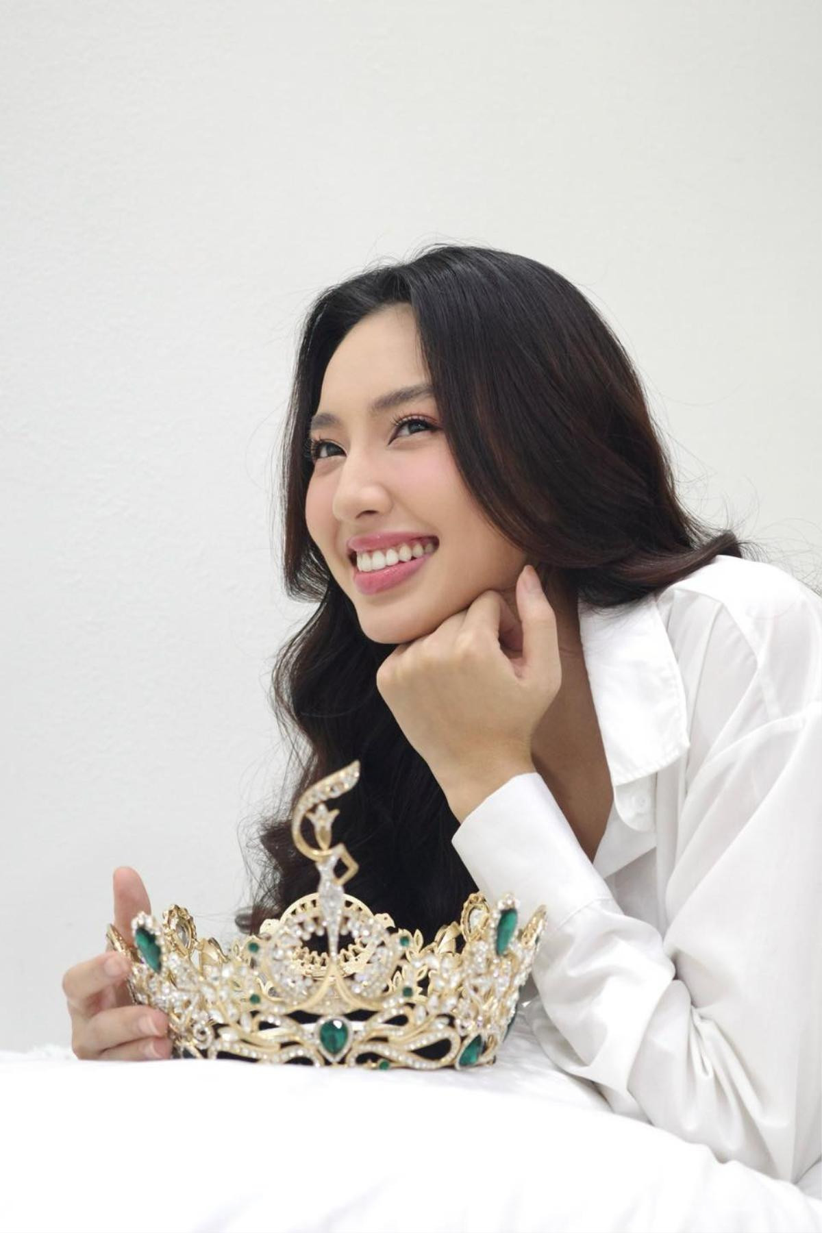 Thuỳ Tiên kỷ niệm 2 năm ngày đăng quang Miss Grand International Ảnh 4