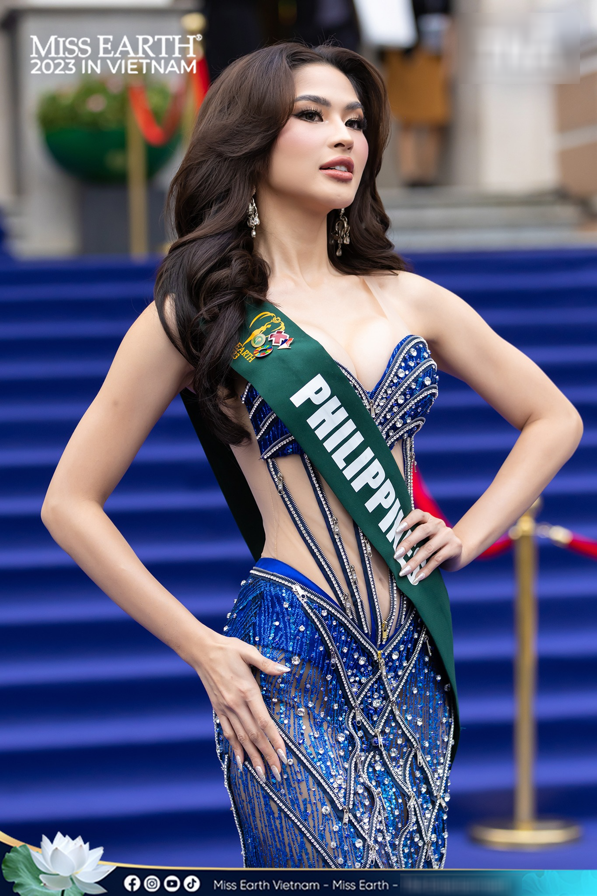 Vừa nhập cuộc, đại diện Việt Nam - Philippines đã cạnh tranh khốc liệt ở Miss Earth 2023 Ảnh 1