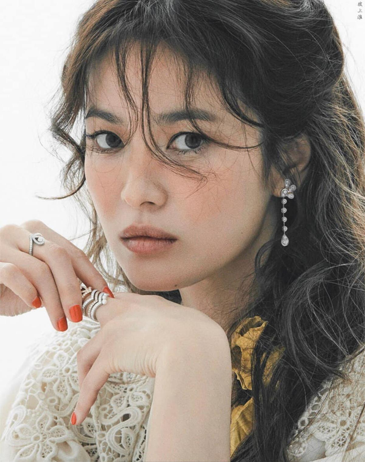 Đụng độ tạo hình với Song Hye Kyo, Dương Tử đẹp thế nào mà được khen ngợi hết lời? Ảnh 4