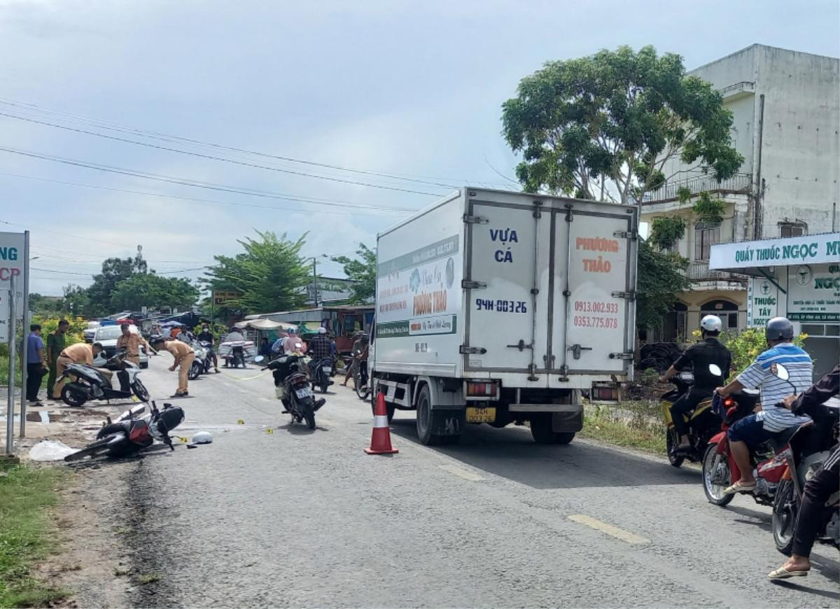 Rời ca trực đêm về nhà, bác sĩ tử vong thương tâm sau va chạm giao thông Ảnh 1