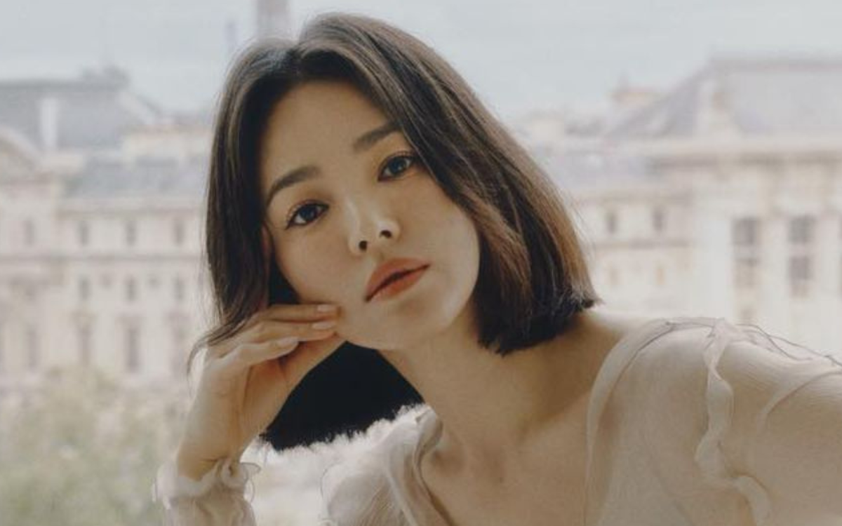 Song Hye Kyo bất ngờ bị gọi là 'mỹ nhân dễ yêu nhất KPop', cuộc hôn nhân với Song Joong Ki là có lý do Ảnh 2