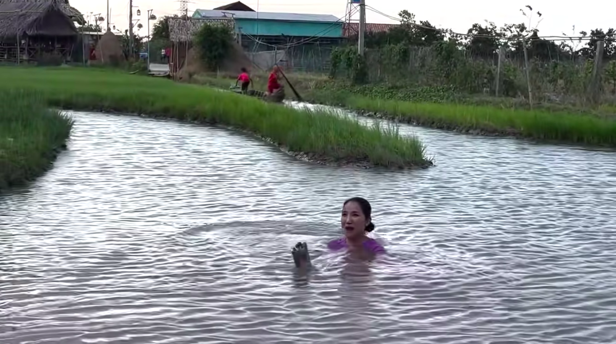 Bày tỏ tình cảm với Tiết Cương, MC Cát Tường nhận cái kết phũ phàng Ảnh 4