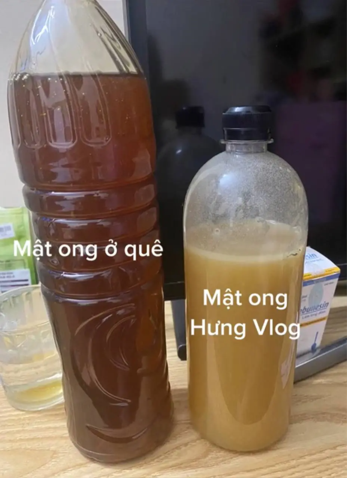 Con trai Bà Tân Vlog tiếp tục bị khách hàng tố bán mật ong 'rởm': Màu sắc khá lạ, sủi bọt bất thường Ảnh 3