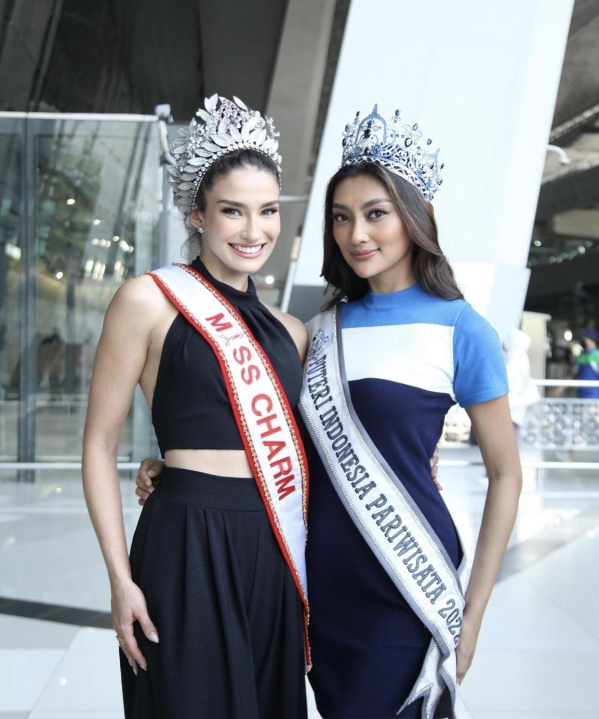 Miss Charm và Miss Supranational 'đọ sắc', mỹ nhân Nam Phi gây chú ý vì 1 chi tiết khác biệt Ảnh 4