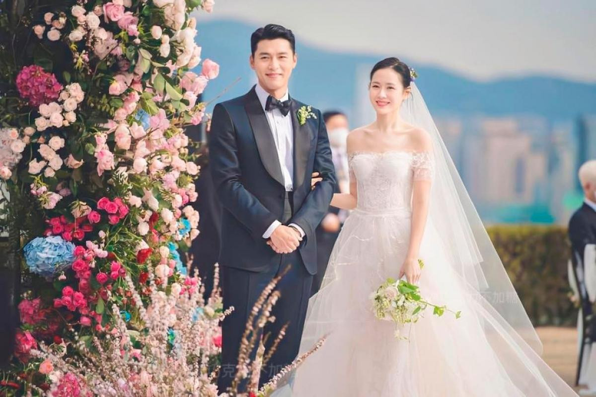 Hyun Bin 'lột xác' ngoạn mục trong bộ ảnh mới, còn ai dám chê Son Ye Jin 'xài hao' chồng Ảnh 1