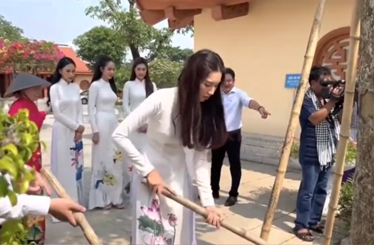 Tranh cãi đoạn clip Đoàn Thiên Ân, Top 3 Hoa hậu Việt Nam 2022 bị nói 'lười biếng' khi tham gia hoạt đọng Ảnh 1