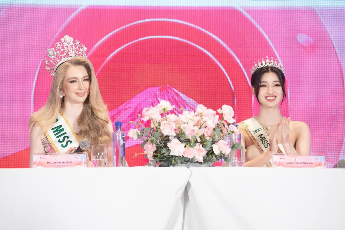 Nhan sắc 3 thế hệ Miss International Vietnam đứng chung một khung hình: Ai ngọt hơn ai? Ảnh 3