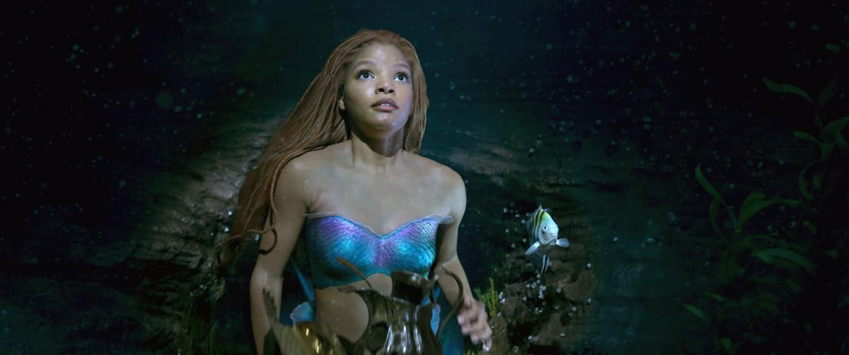 Soi cận mái tóc trị giá 150.000 USD của 'công chúa Disney' - Halle Bailey trong The Little Mermaid Ảnh 7