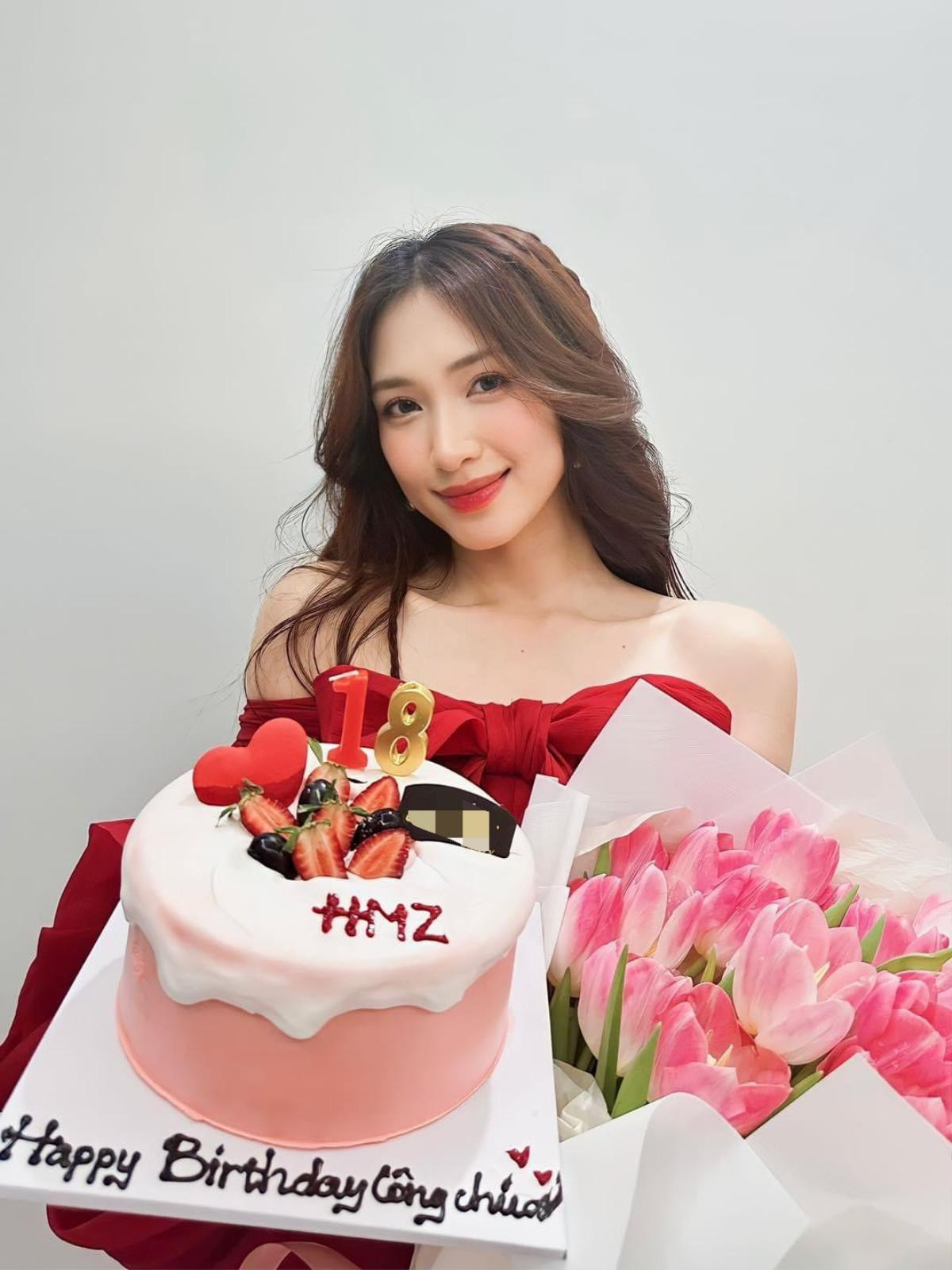 Hòa Minzy công khai ảnh lộ rõ ngấn mỡ trong quá khứ, lại còn ngay đúng dịp đặc biệt Ảnh 1