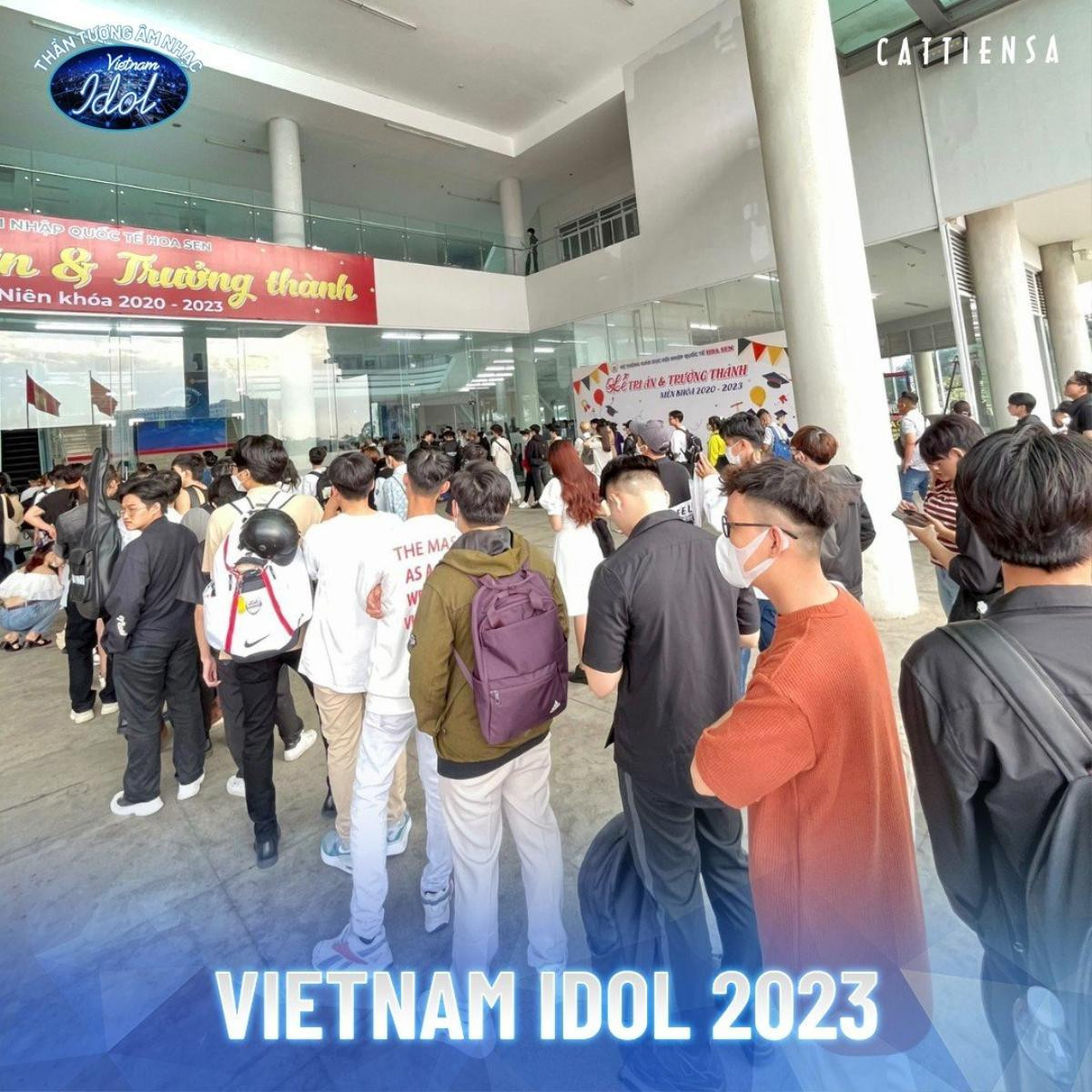 'Nóng' hơn cả thời tiết hè Sài Gòn chính là không khí casting Vietnam Idol lúc này: Ngàn thí sinh hội tụ! Ảnh 3