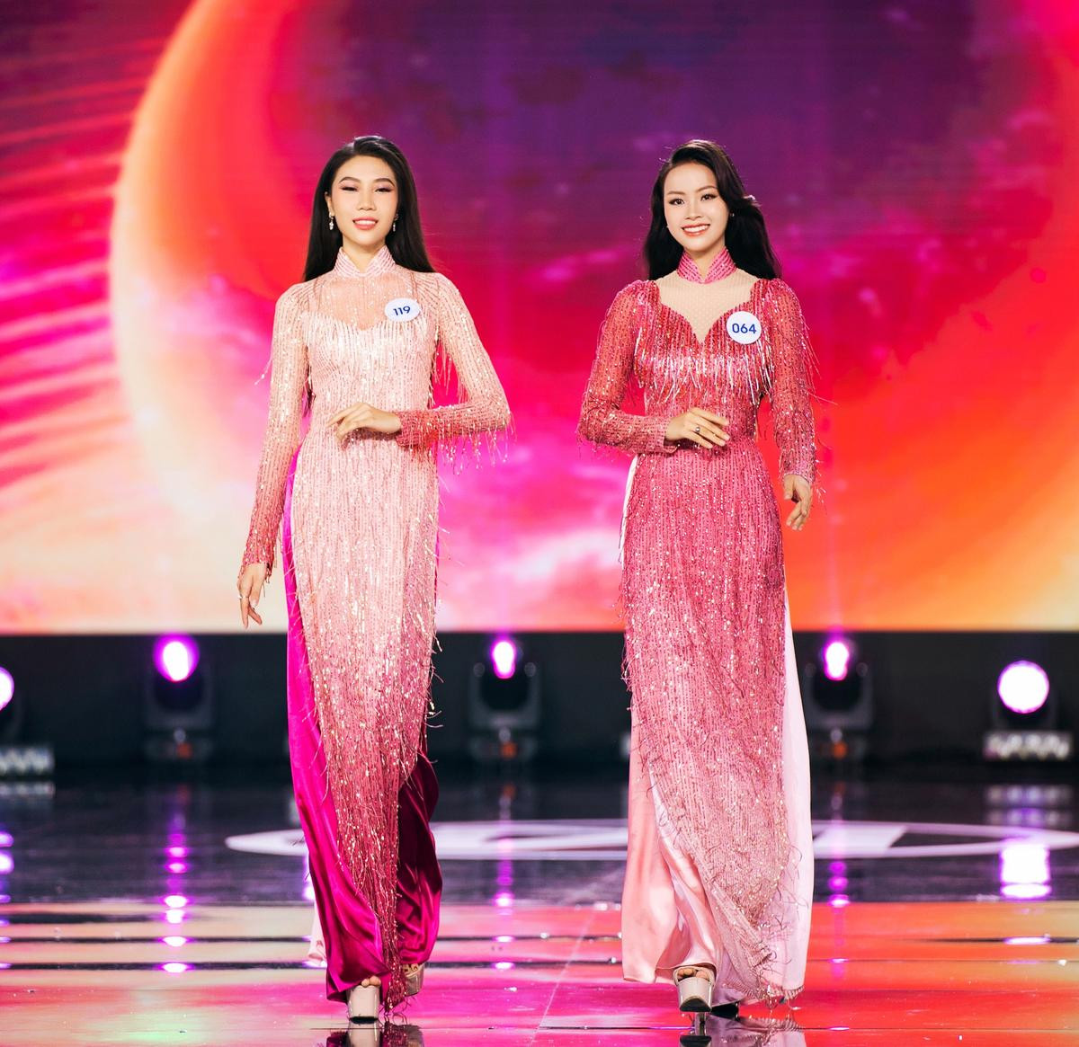 Dàn thí sinh Miss World VN thướt tha với áo dài: Cùng cạnh tranh nhau chiếc vương miện danh giá Ảnh 8