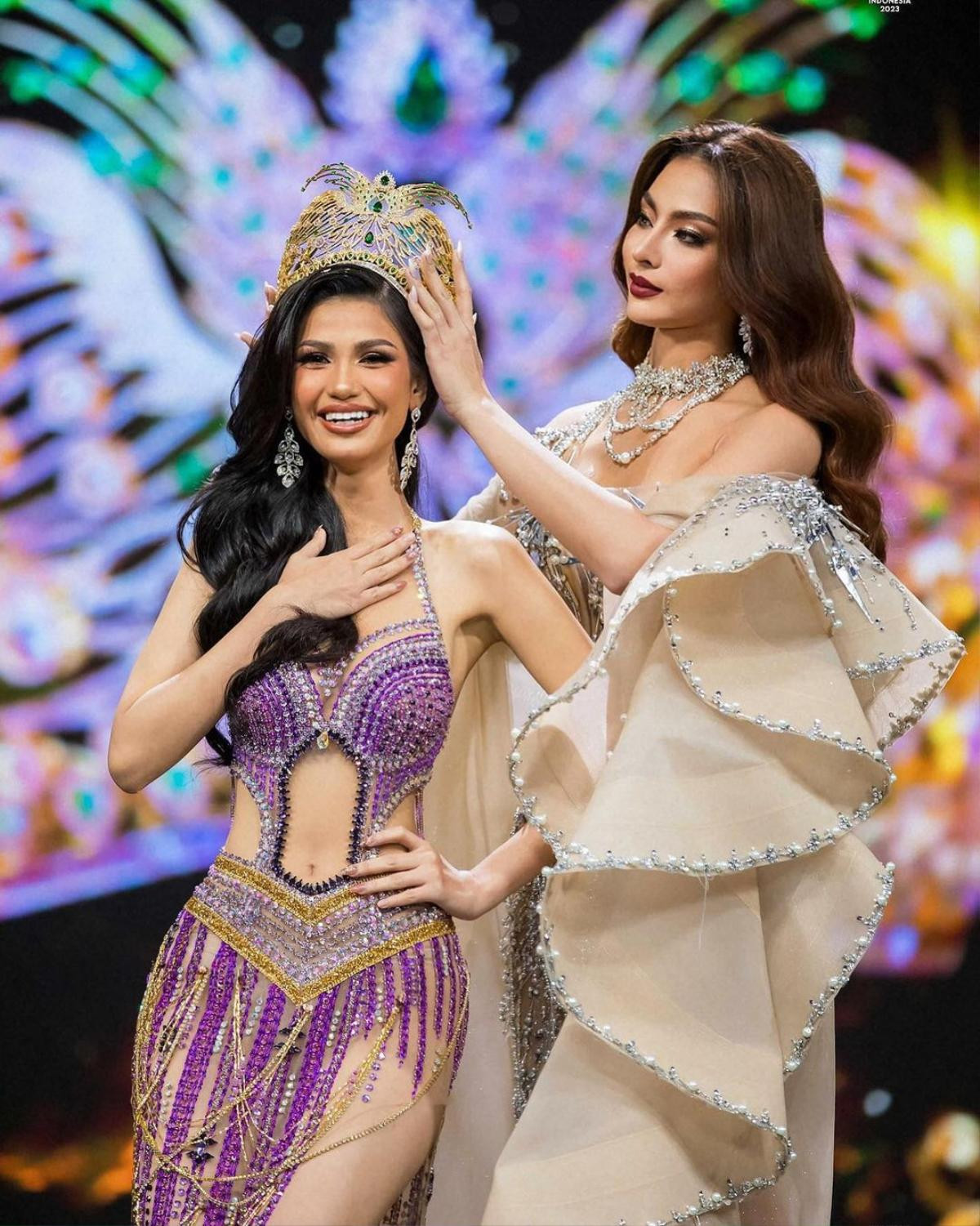 Miss Grand Indonesia 2023 khiến dân tình mê mẩn với màn 'lột xác' hậu đăng quang: Mới 3 ngày thôi mà! Ảnh 1