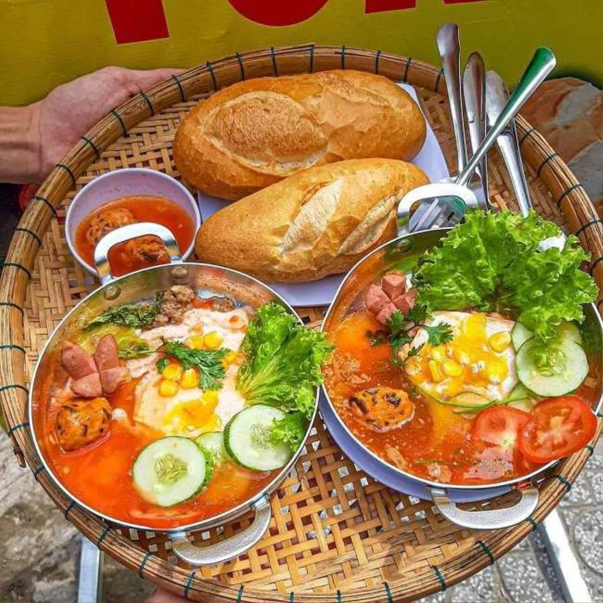 6 kiểu bánh mì Sài Gòn luôn 'gây nghiện' thực khách Ảnh 6