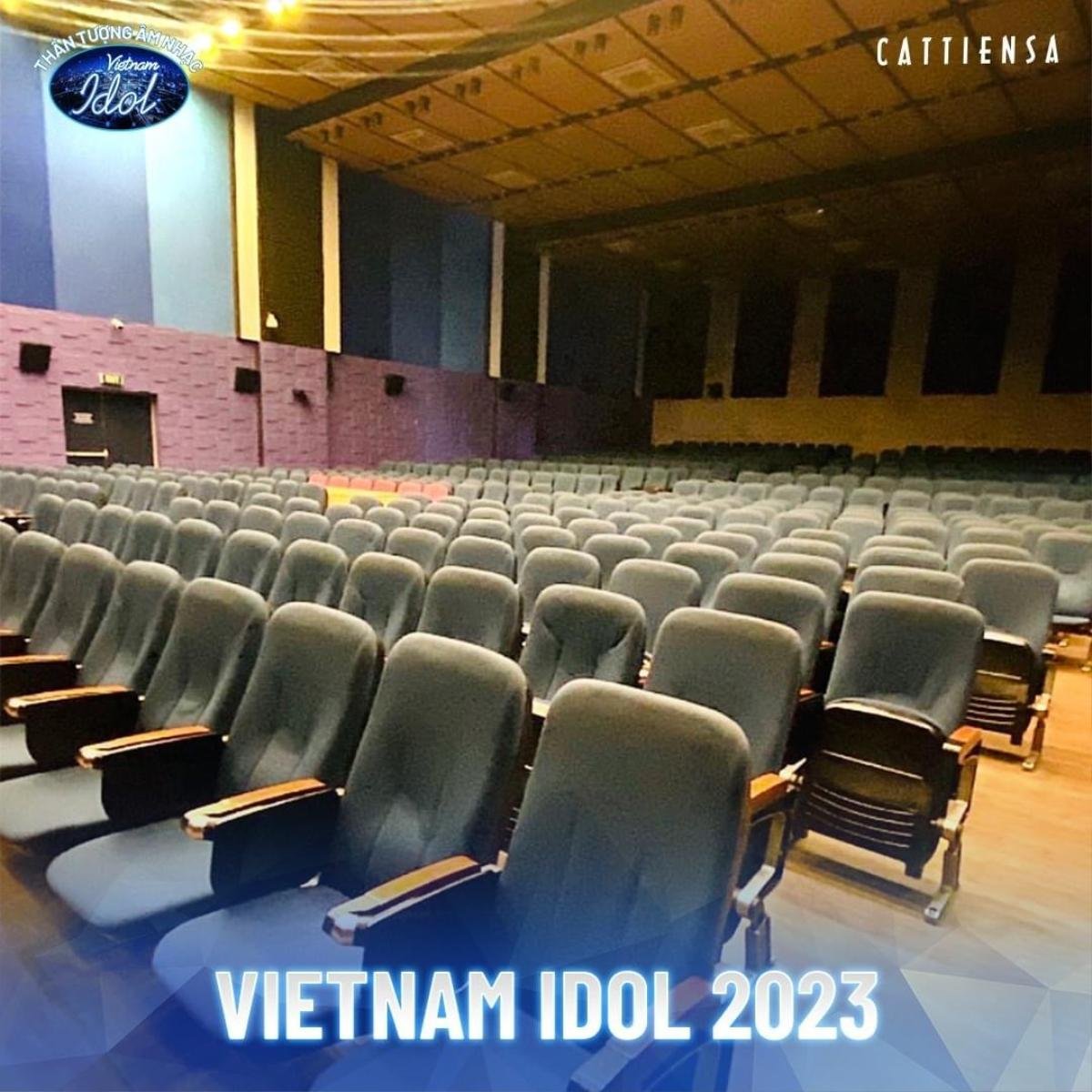 Hàng nghìn thí sinh 'rồng rắn' xếp hàng dài chờ casting Vietnam Idol 2023: Sức nóng lên 100 độ rồi! Ảnh 7