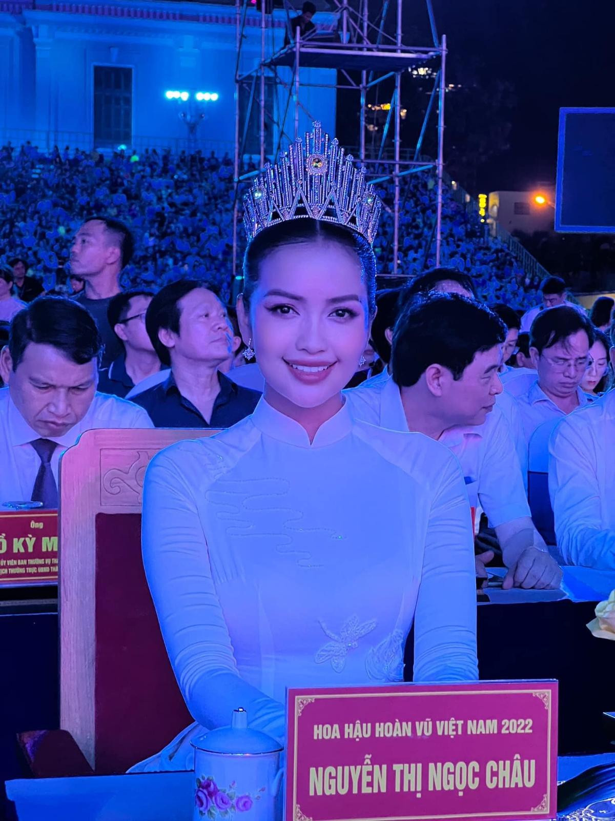 Ngọc Châu bất ngờ tái xuất với vương miện 'Bản lĩnh Việt Nam', đẹp hơn lúc thi Miss Universe không? Ảnh 1