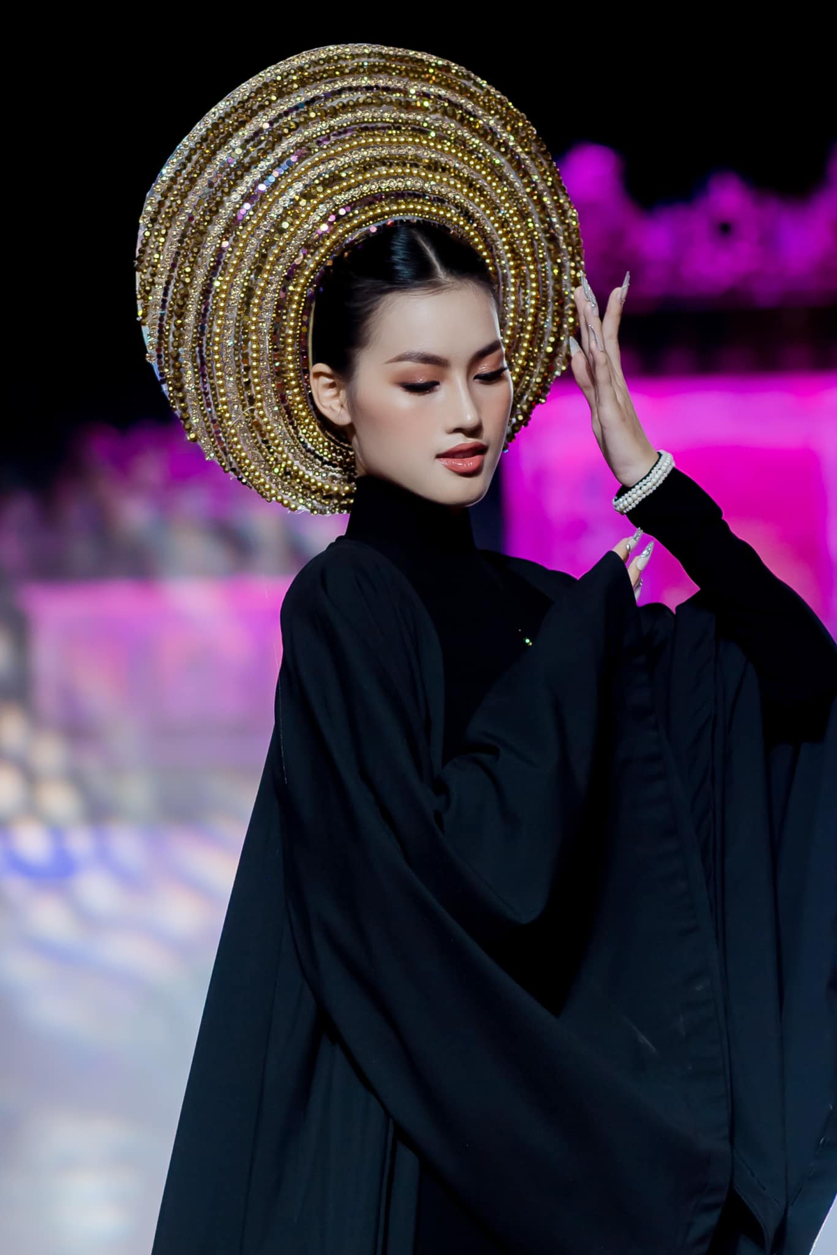 Á hậu bị 'ghét nhất' Miss Grand Vietnam trùng tu nhan sắc, liệu antifan có quay xe? Ảnh 2