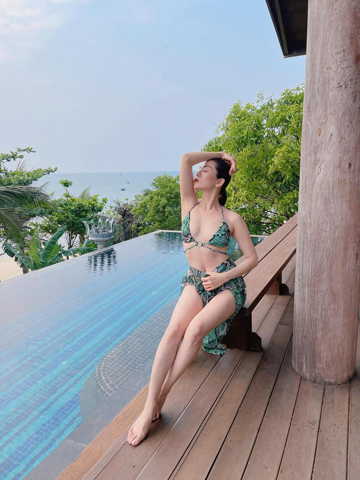 Lệ Quyên chuộng diện bikini tí hon dù đã 42, hỏi sao Lâm Bảo Châu không mê? Ảnh 7