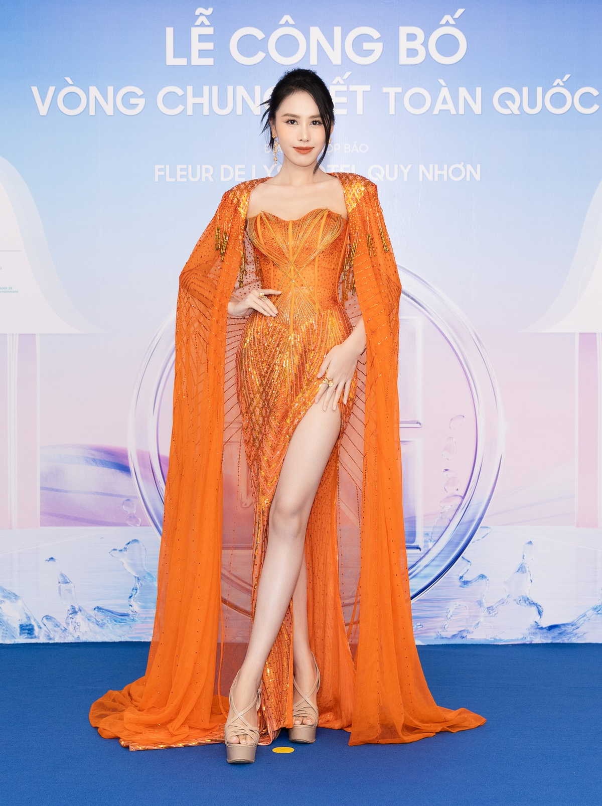 Thảm đỏ Miss World Vietnam 2023: Mai Phương - Tiểu Vy ngọt ngào 'hết nước chấm' Ảnh 5