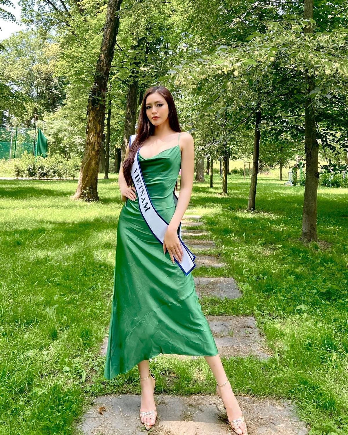 Đặng Thanh Ngân: từ cô gái bị 'tẩy chay' đến Á hậu 4 Miss Supranational 2023 Ảnh 8