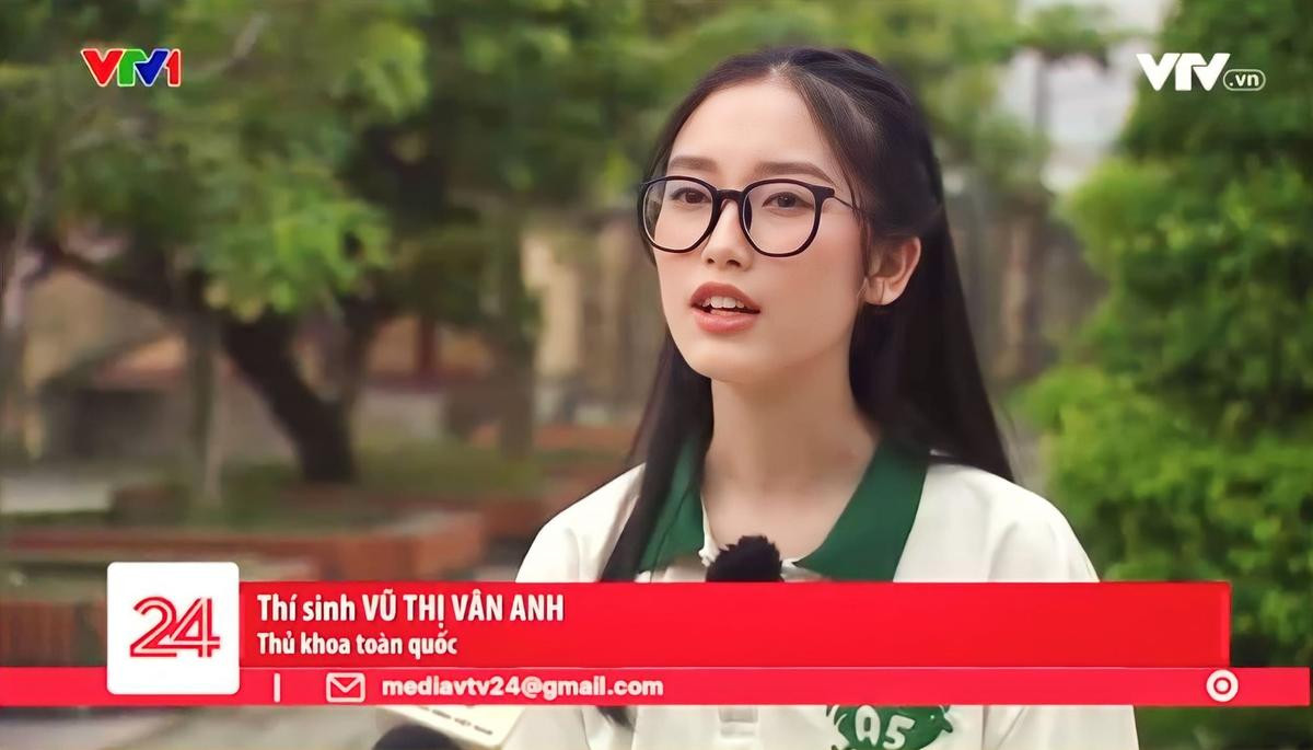 Xuất hiện trên sóng VTV, nữ Thủ khoa gây thương nhớ bởi nhan sắc cực xinh đẹp Ảnh 1