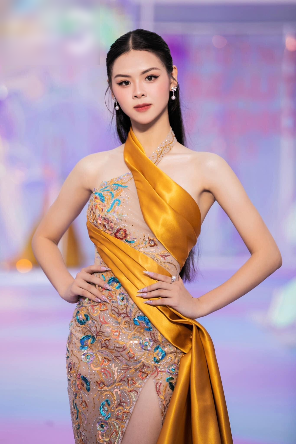 Trước giờ G, mỹ nhân nào vào thẳng Top 20 Miss World VN để đoạt vương miện? Ảnh 8