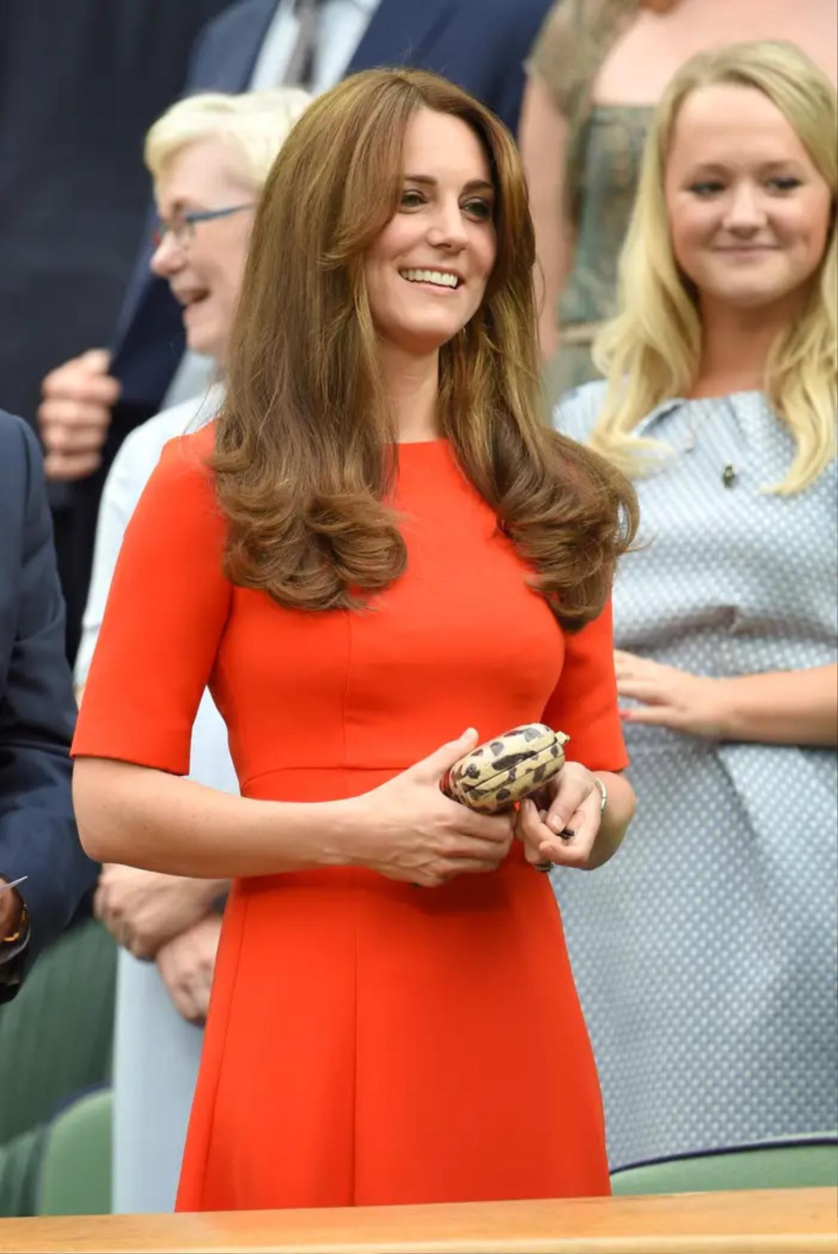 Không hổ danh 'biểu tượng thanh lịch', Kate Middleton tỏa sáng tại Wimbledon Ảnh 4