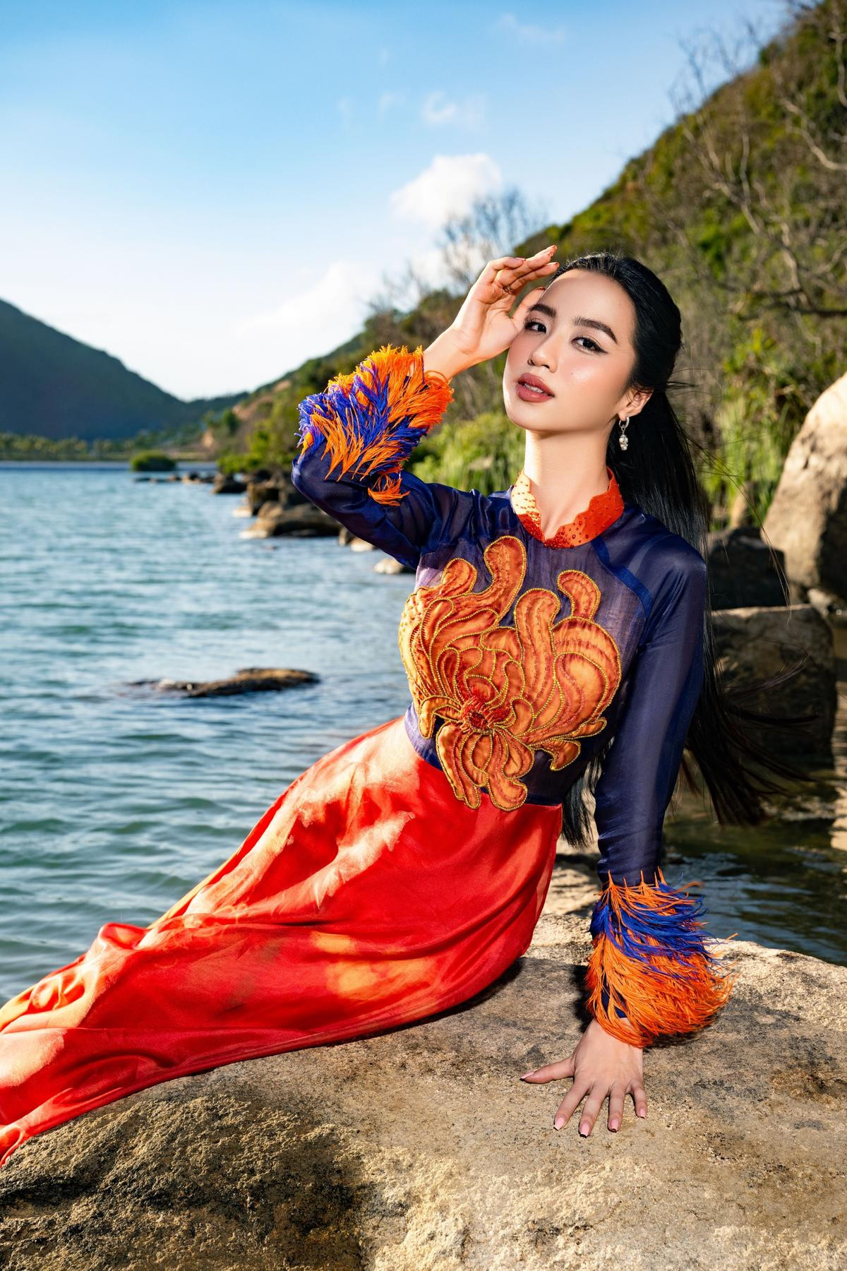 40 thí sinh Miss World VN trong tà áo dài, một nhan sắc đỉnh cao lộ diện! Ảnh 1