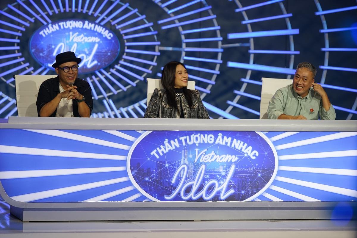 Đưa bạn gái vào dự thi Vietnam Idol, nam thí sinh nhận cái kết bất ngờ từ Mỹ Tâm Ảnh 1