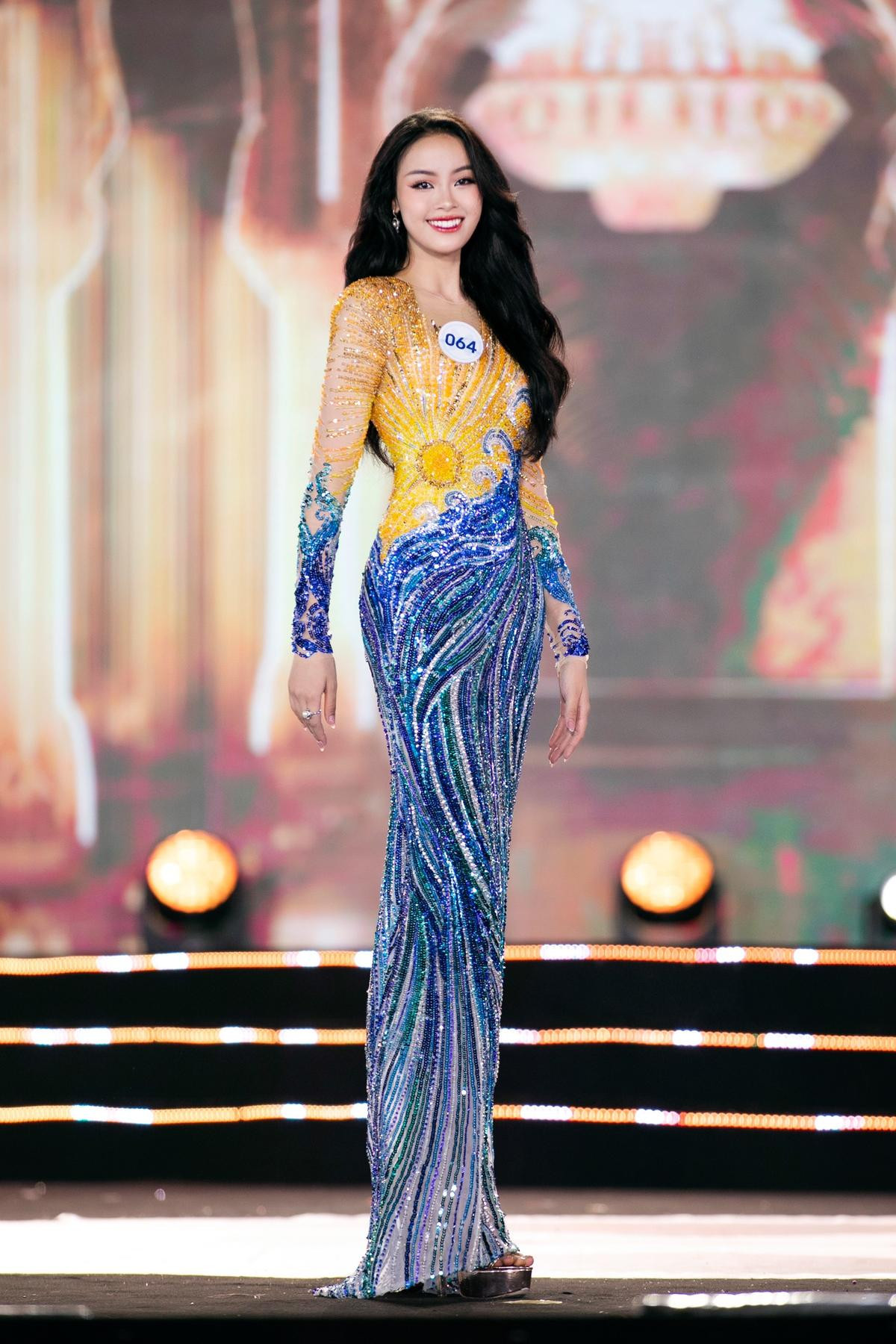 Ý Nhi có gì đặc biệt mà đánh bại Đào Hiền đăng quang Miss World Vietnam 2023? Ảnh 2