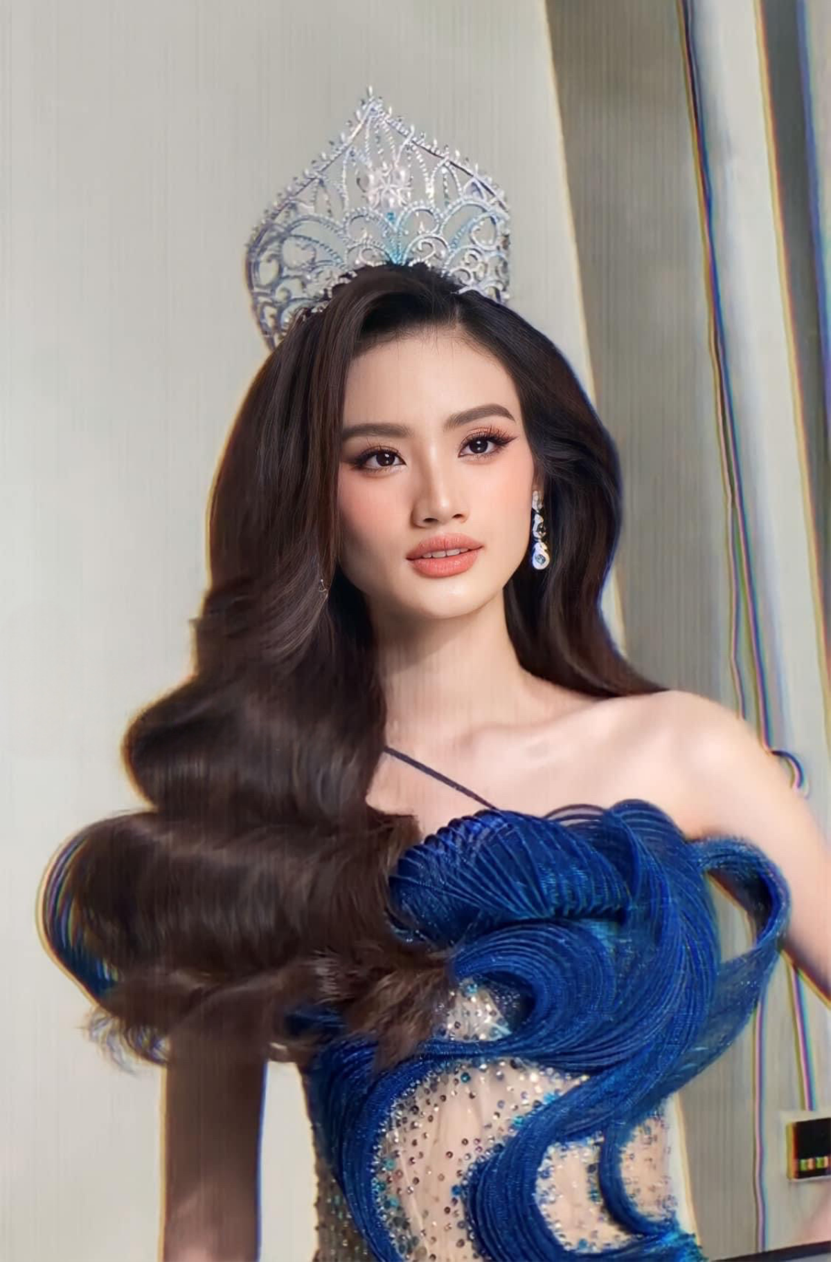 Top 3 Miss World VN 2023 hậu đăng quang: Ý Nhi được tân trang như nữ hoàng Ảnh 1