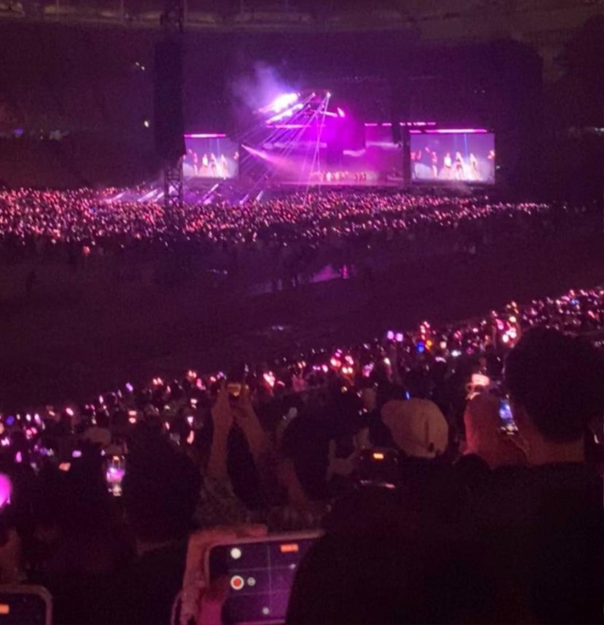 Góc nhìn của khán giả nếu bỏ ra 6,8 triệu 'đu' concert BLACKPINK tại Việt Nam Ảnh 2