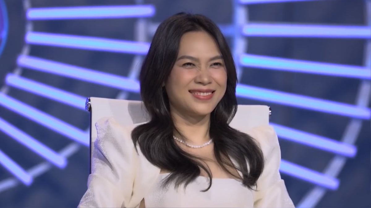 Lộ diện chàng trai khiến Mỹ Tâm 'đứng ngồi không yên' tại Vietnam Idol 2023 Ảnh 4