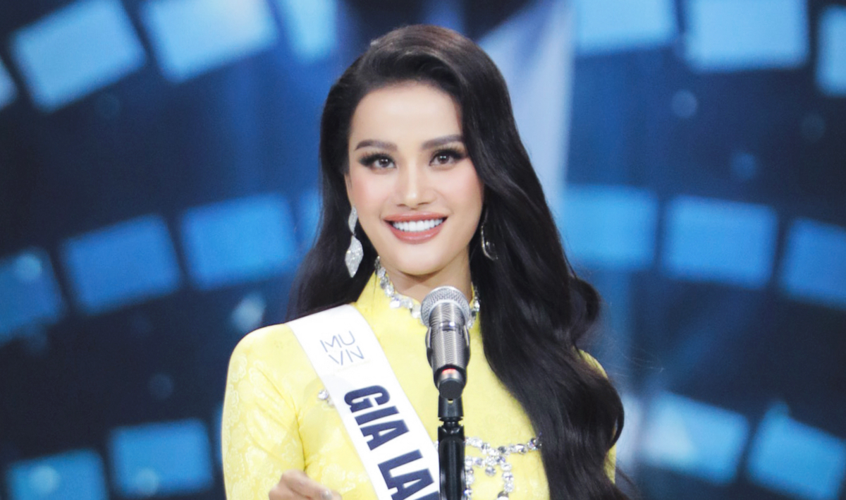 Hương Ly thử váy 'bén ngót', ẩn ý thi lại Miss Universe Vietnam 2023? Ảnh 5