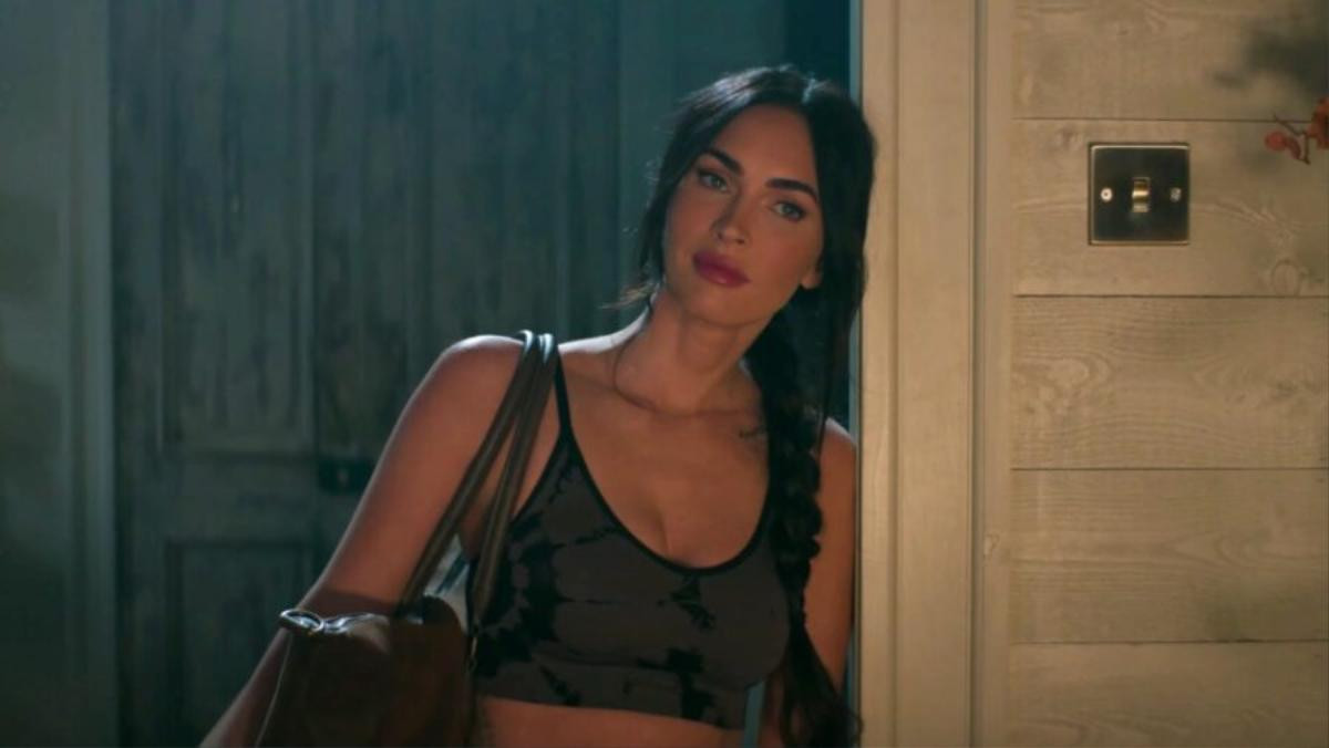 Hé lộ tạo hình của Megan Fox trong phim mới: Dịu dàng quá nhìn không quen! Ảnh 2