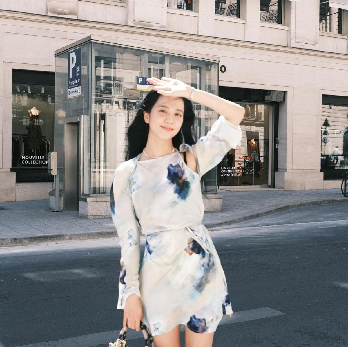 Vừa công khai hẹn hò với bạn trai, Jisoo (Blackpink) đã than thở một điều Ảnh 4