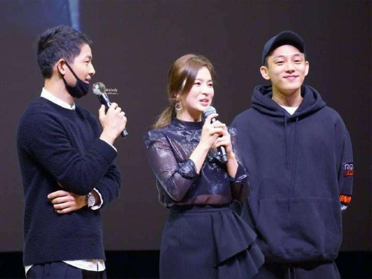 Song Joong Ki bị bóc mẽ tính cách, netizen: 'Bảo sao hội bạn thân nghỉ chơi' Ảnh 3