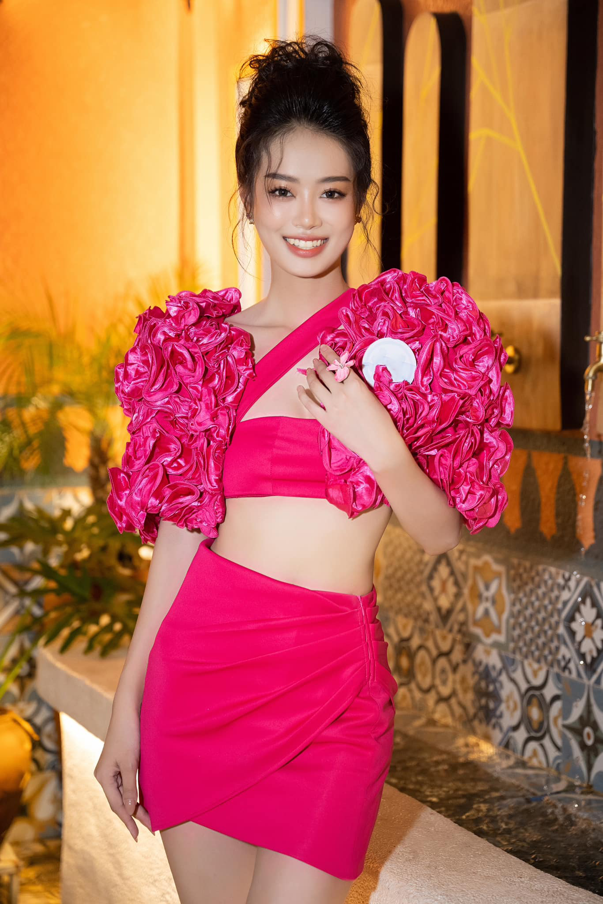 Mê mẩn style đa dạng của Á hậu 1 Miss Grand VN 2023 Bùi Khánh Linh Ảnh 2